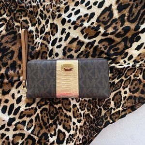 Michael Kors Wallet with Wrist Strap